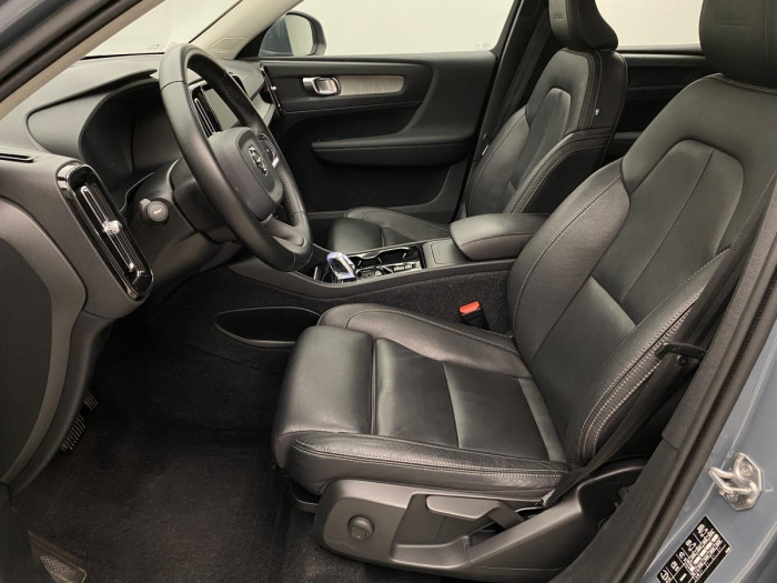 Volvo XC40 D3 INSCRIPTION AUT REZERVACE 2.0 d