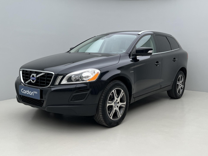 Volvo XC60 D3 AWD MOMENTUM AUT CZ 2.4 d Momentum