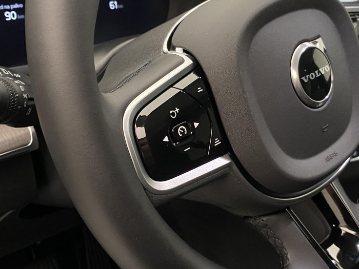 Volvo XC90 T8 AWD RECHARGE BRIGHT ULTRA 7