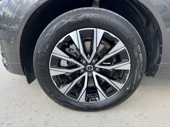 Volvo XC60 B4 AWD DARK PLUS REZERVACE 2.0 Plus