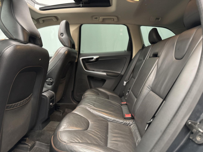 Volvo XC60 D3 AWD SUMMUM 2.4 d Summum