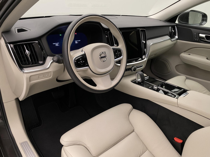 Volvo V60 T6 AWD PLUG-IN BRIGHT PLUS