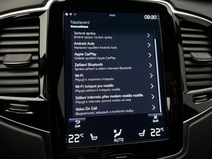 Volvo XC90 B5 AWD R-DESIGN 7MÍSTNÁ AUT