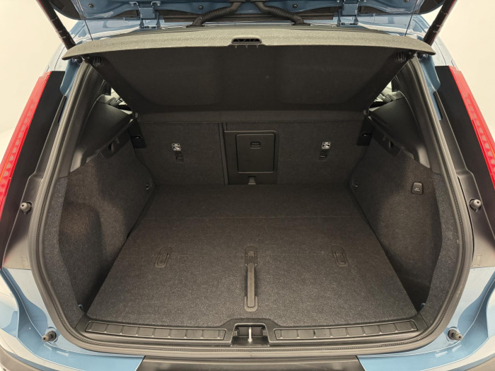 Volvo XC40 B3 DARK PLUS CZ 1.maj