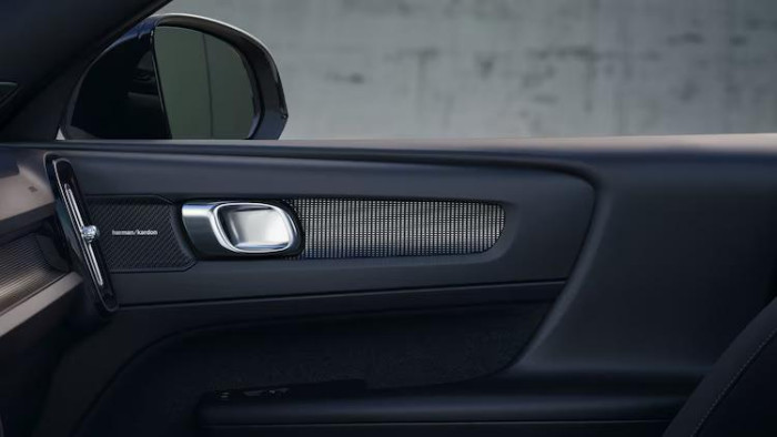 Volvo EX40 PURE ELECTRIC TWIN MOTOR ULTRA