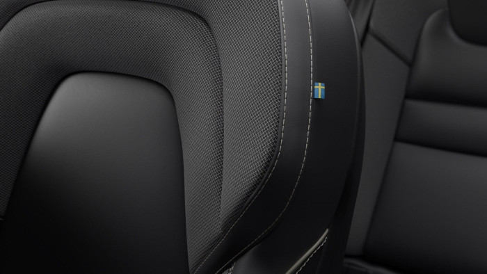 Volvo V60 B4 AUT DARK PLUS