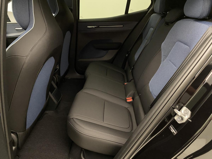 Volvo EX30 PURE ELECTRIC RECHAR. PLUS RWD