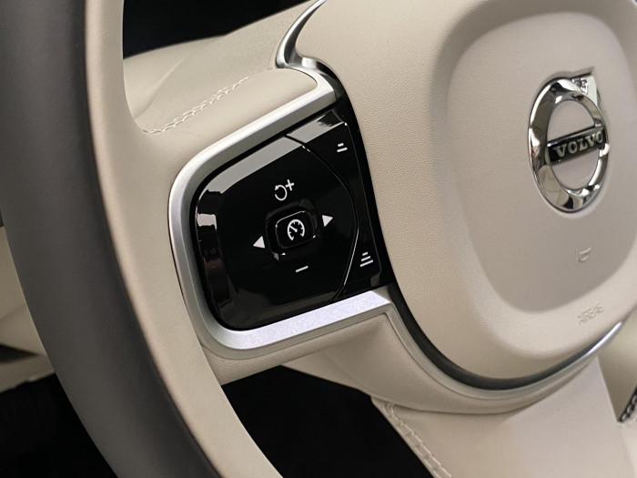 Volvo V90 T6 AWD Plug-in BRIGHT PLUS
