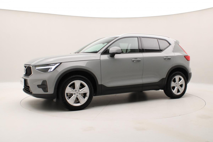 Volvo XC40 B4 PLUS CZ REZERVACE