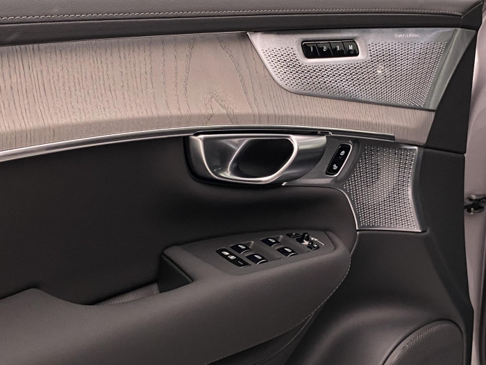 Volvo XC90 T8 AWD RECHARGE BRIGHT PLUS 7m