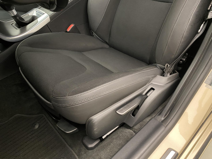 Volvo V60 D5 MOMENTUM 2.4 d Momentum