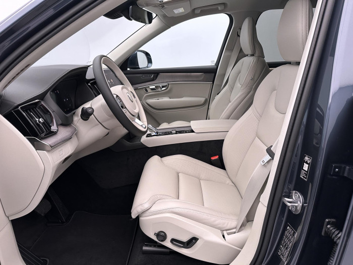 Volvo XC90 B5 AWD AUT BRIGHT PLUS 7míst