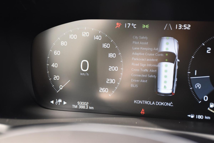 Volvo V60 D4 INSCRIPTION AUT REZERVACE 2.0 d