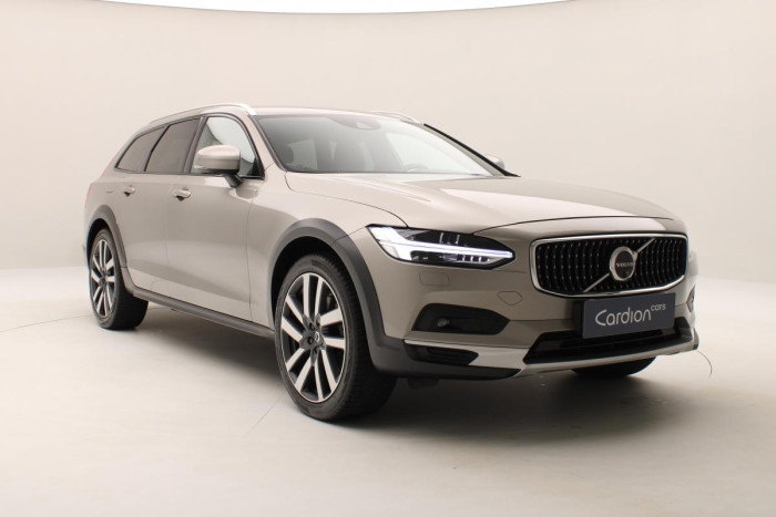 Volvo V90 CC B5 AWD MOMENTUM CZ 1.maj 2.0 CC CC Momentum