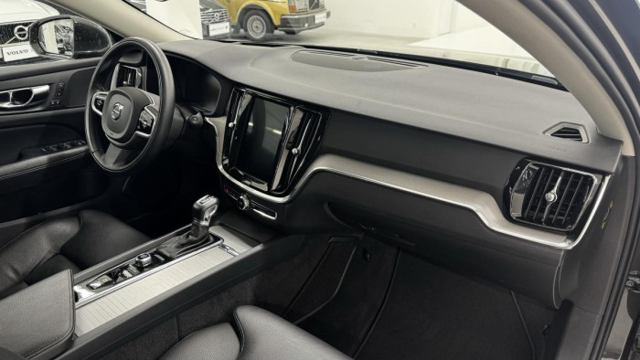 Volvo V60 V60 D4 INSCRIPTION REZERVACE 2.0 d