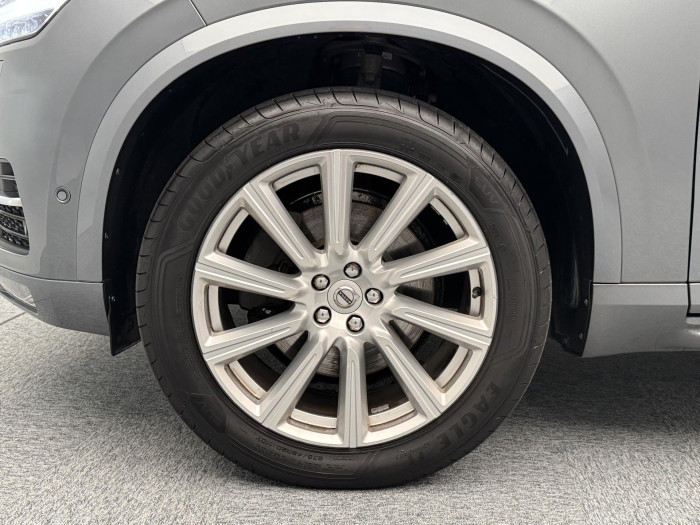 Volvo XC90 D5 AWD INSCRIPTION AUT CZ 2.0 d