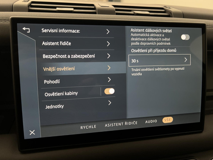 Land Rover Defender 110 D250 X-DYNAMIC SE AWD AUT 3.0 d Dynamic SE