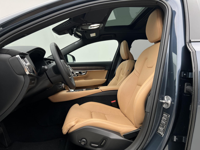 Volvo S90 T8 AWD RECHARGE ULTIMATE DARK