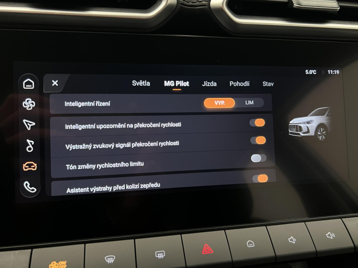 MG ZS 1.5 EXCITE CZ 1.maj.