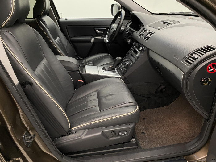 Volvo XC90 D5 AWD SUMMUM AUT 2.4 d Summum