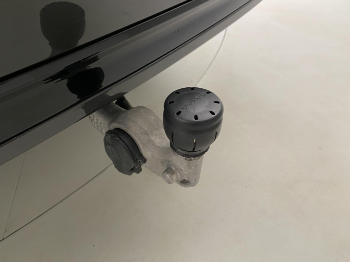 Volvo XC90 T8 AWD RECHARGE DARK REZERVACE