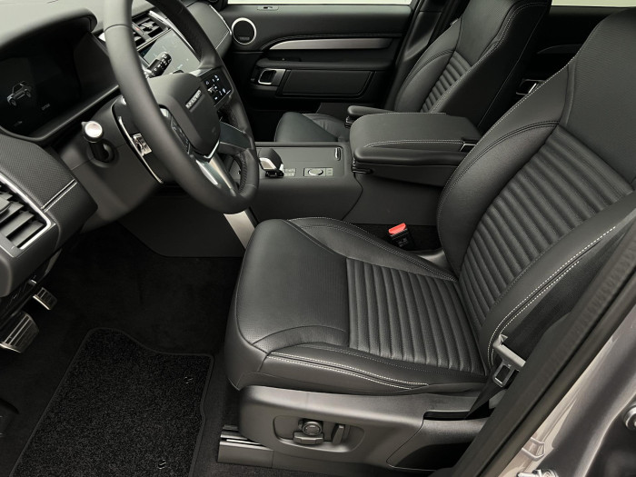 Land Rover Discovery D250 DYNAMIC SE AWD Aut 3.0 d Dynamic SE