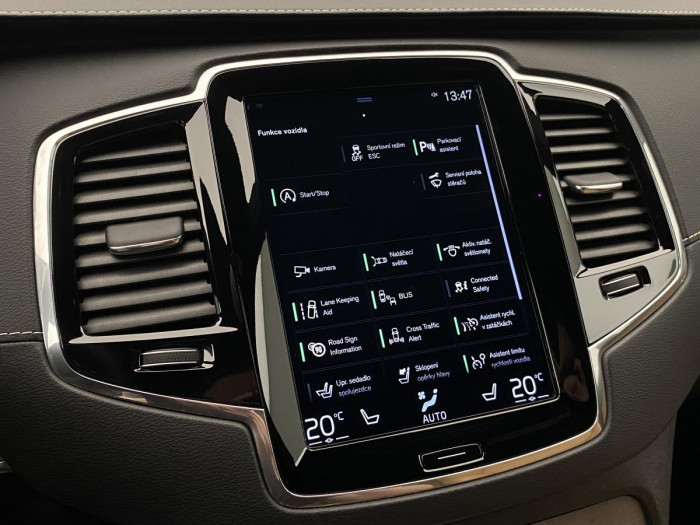 Volvo XC90 B5 AWD INSCRIPTION REZERVACE