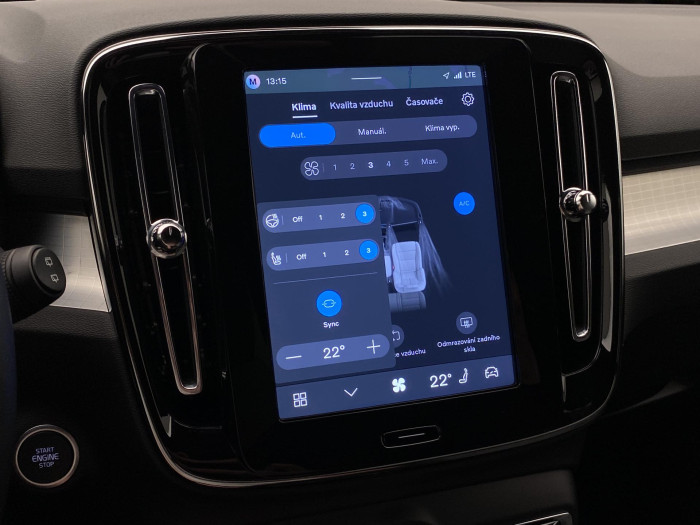 Volvo XC40 B3 DARK PLUS AUT CZ