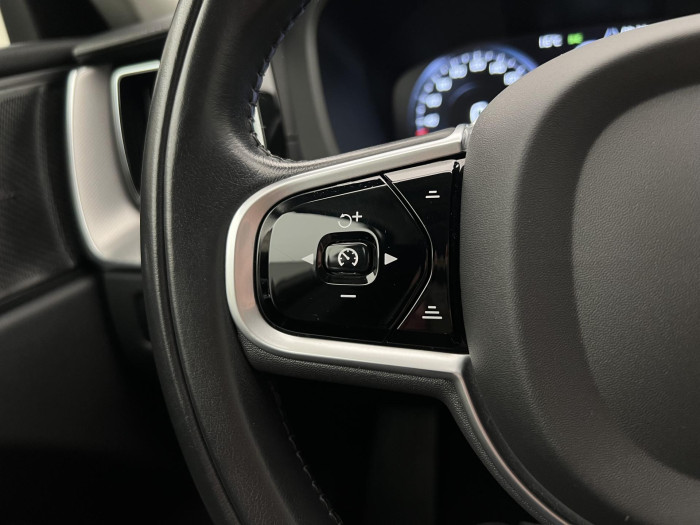 Volvo XC60 B5 AWD INSCRIPTION AUT 1.maj.