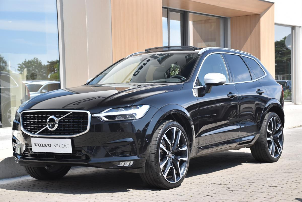 Volvo XC60 T6 AWD R-DESIGN REZERVACE