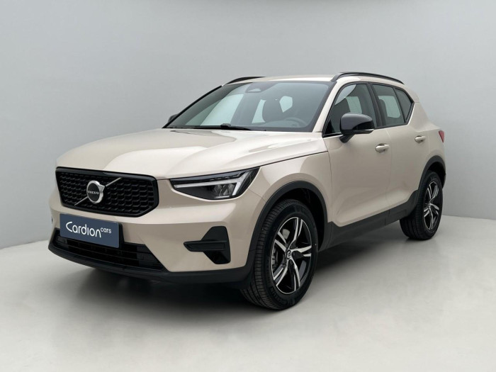 Volvo XC40 B3 DARK PLUS AUT