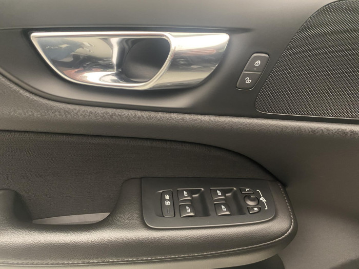 Volvo V60 D4 MOMENTUM AUT 2.0 d Momentum