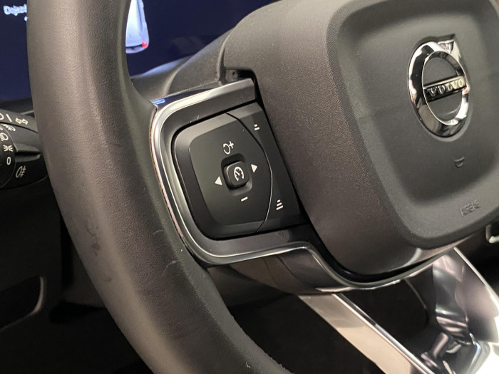 Volvo XC40 B4 CORE AUT CZ