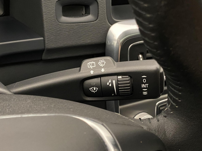 Volvo V60 D4 SUMMUM AUT NAVIGACE 2.0 d Summum
