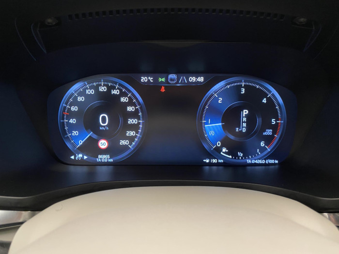 Volvo V60 CC D4 AWD MOMENTUM AUT CZ 2.0 d CC CC Momentum