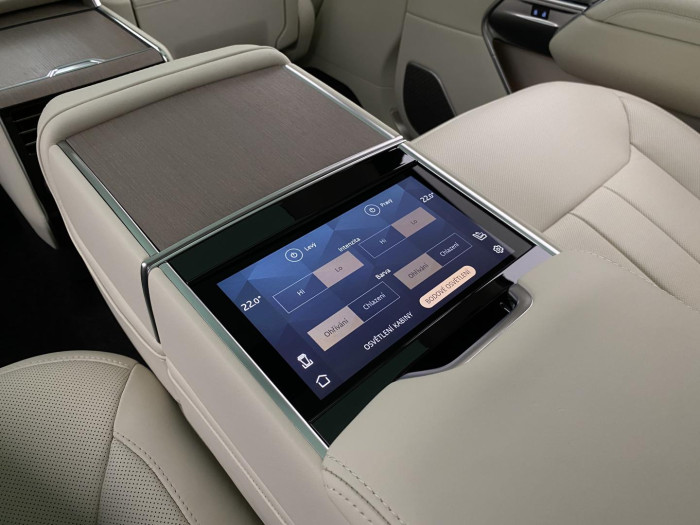 Land Rover Range Rover P530 AUTOBIOGRAPHY REZERVACE