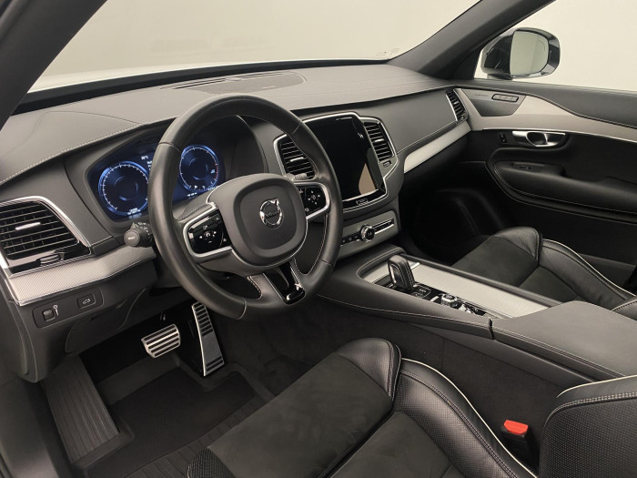 Volvo XC90 B5 AWD R-DESIGN AUT CZ