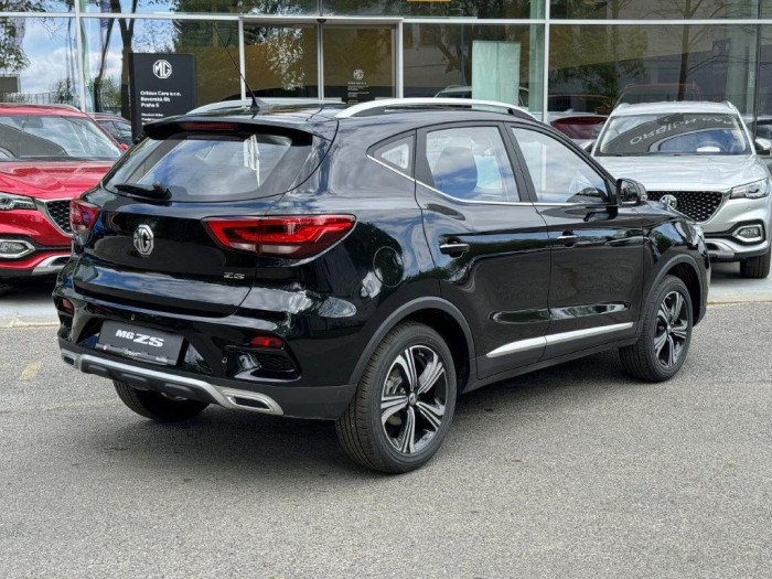 MG ZS ESSENTIAL PLUS 1.5 AKCE -20TIS