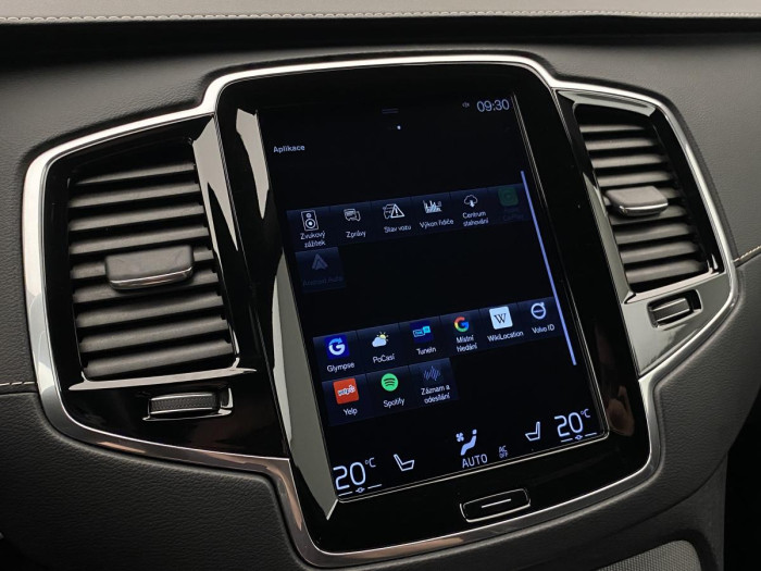 Volvo XC90 D5 AWD R-DESIGN REZERVACE 2.0 d