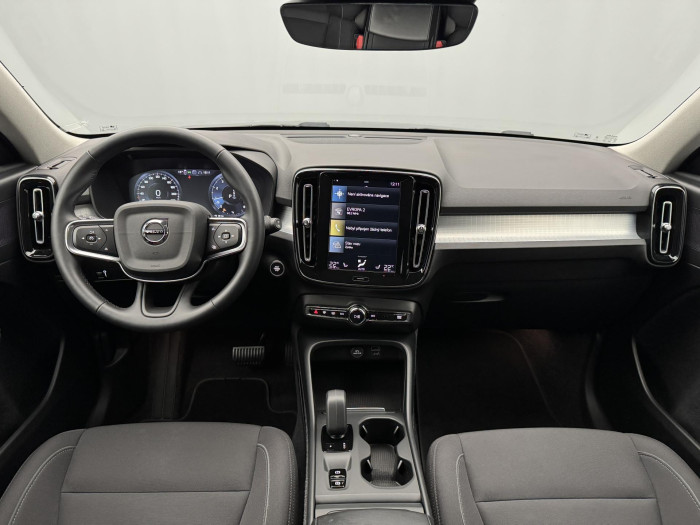 Volvo XC40 T3 MOMENTUM CZ 1.maj 1.5 Momentum