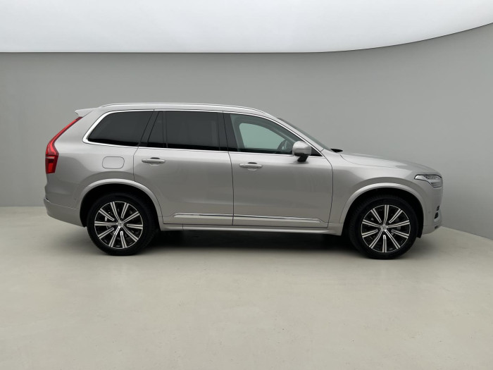 Volvo XC90 B5 AWD PLUS BRIGHT 7MÍSTNÁ Aut