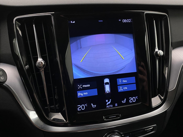 Volvo V60 CC B4 AWD MOMENTUM AUT 1.maj. 2.0 CC CC Momentum