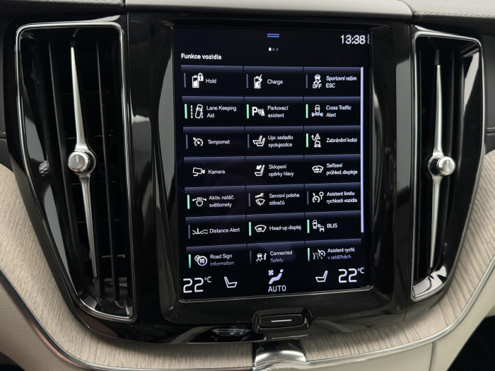 Volvo XC60 T6 AWD RECHARGE INSCRIPTION