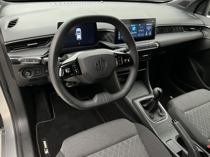 MG MG3 1.5 ICE ELEGANCE 1.maj. CZ 1.5 Elegance