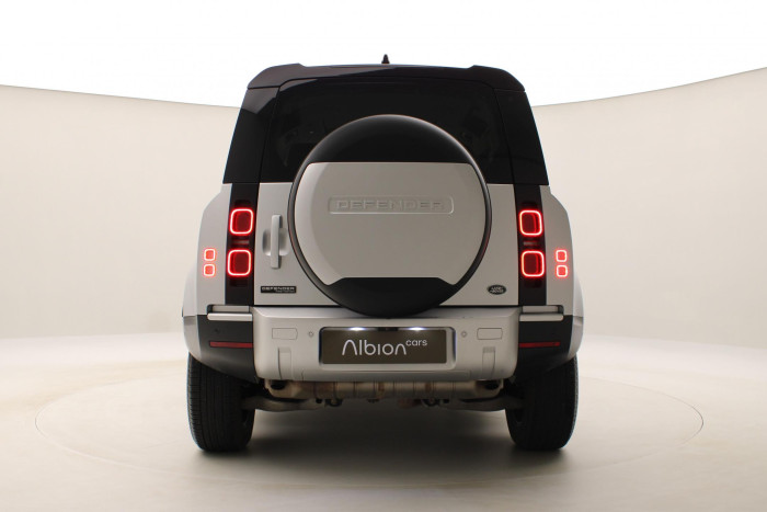 Land Rover Defender P400 SE AWD AUT REZERVACE 3.0 SE