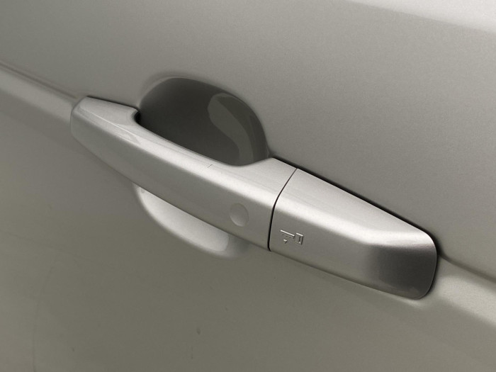 Land Rover Range Rover 5.0 S/C V8 VOGUE REZERVACE 5.0 V8