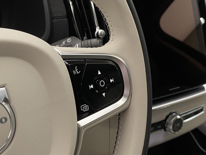 Volvo XC90 B5 AWD AUT BRIGHT PLUS 7míst
