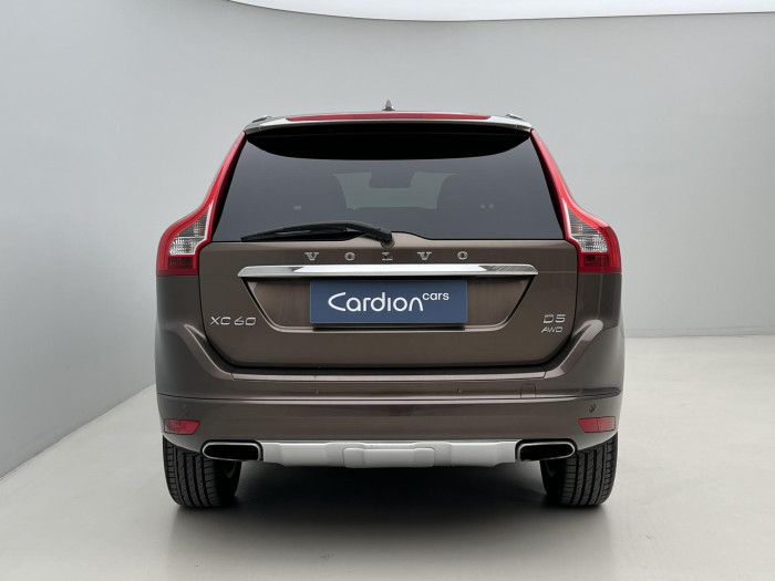 Volvo XC60 D5 AWD SUMMUM AUT CZ 2.4 d Summum