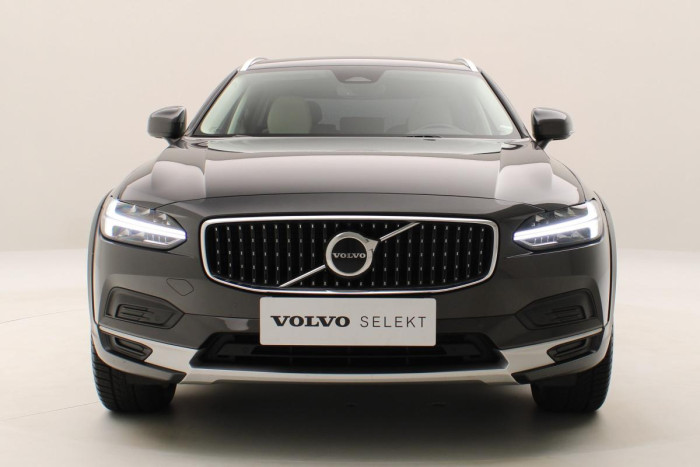 Volvo V90 CC B4 AWD PLUS CZ 1.maj