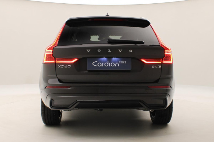 Volvo XC60 B4 AWD AUT DARK ULTIMATE